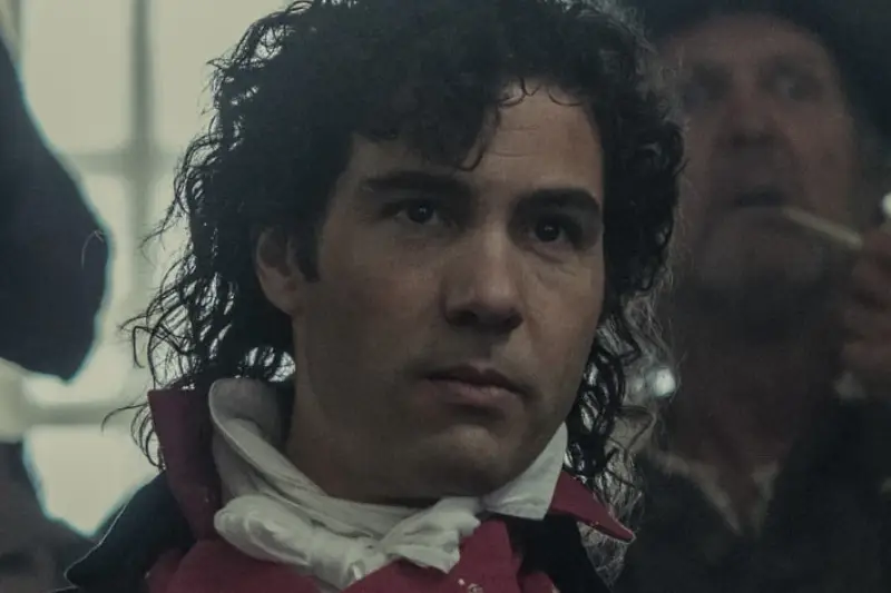 Tahar Rahim - Paul Barras rolünde