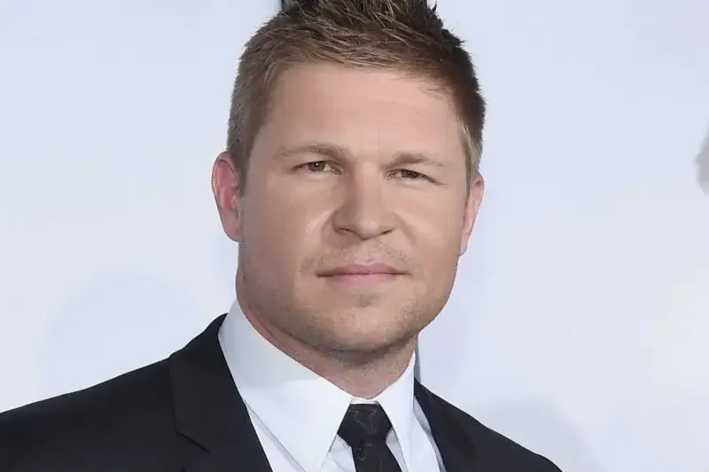 Kevin Lacz as himself