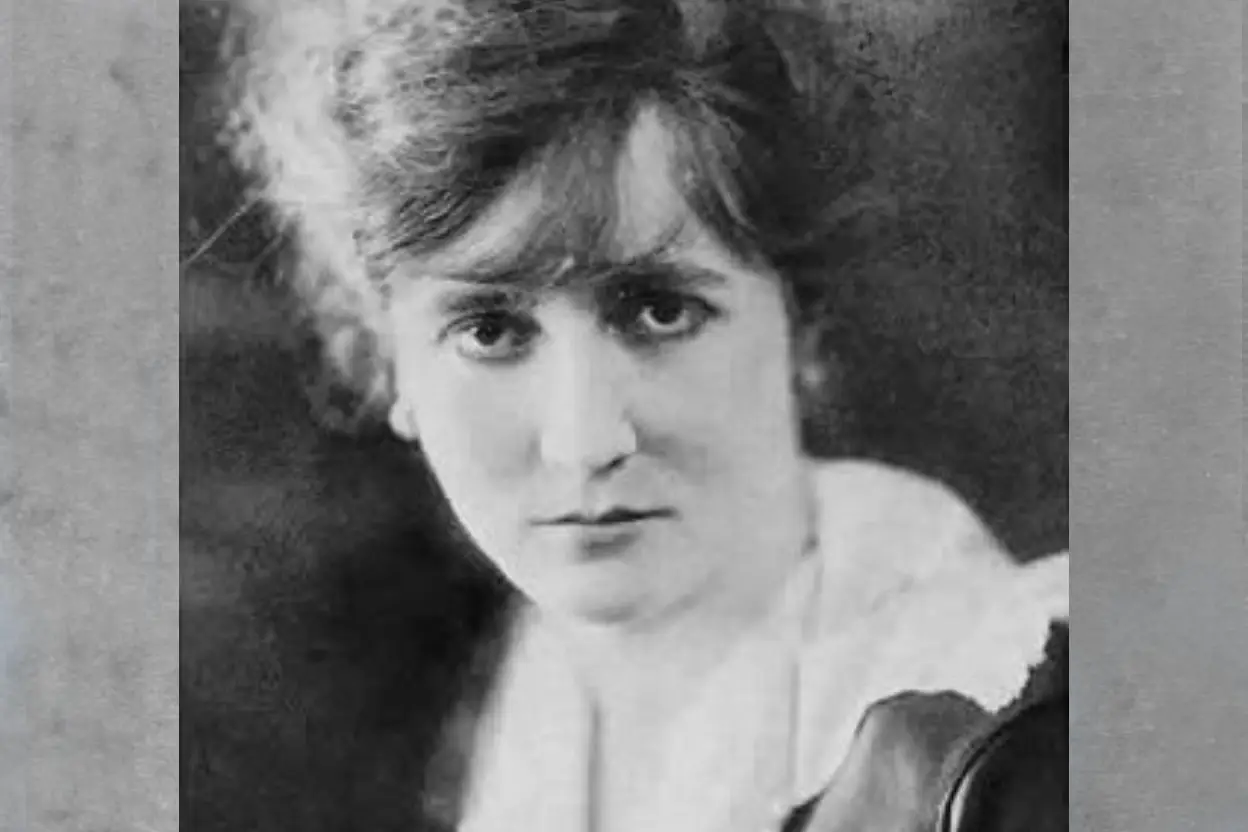 Nance O’Neill - Gerçek Kişi